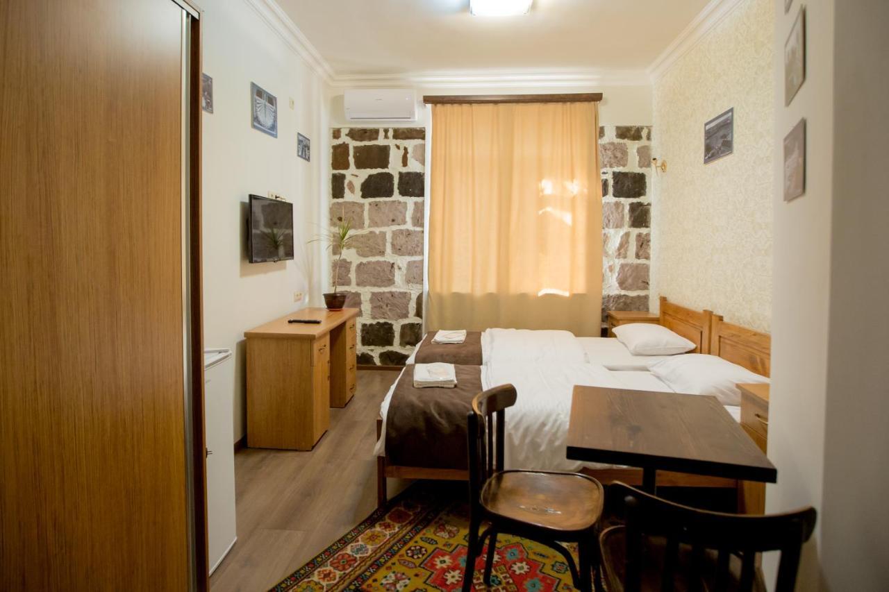 Studio Boutique Hotel At Cascade Erevan Exterior foto